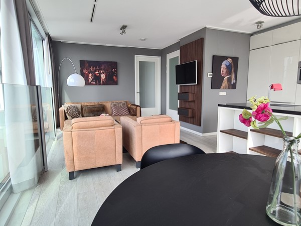 Medium property photo - Halvemaanpassage 87, 3011 DL Rotterdam